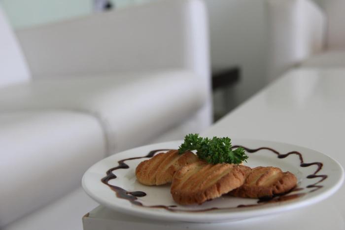 peninsula hotel dar es salaam
