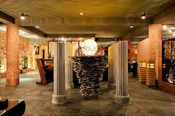 hanamitsu hotel and spa