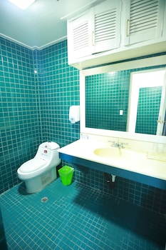 Hanamitsu Hotel & Spa,Northern Mariana Islands>>Garapan,3 star