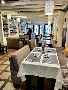 Sacred Stone Boutique Hotel,Machu Picchu>>Aguas Calientes,4 star