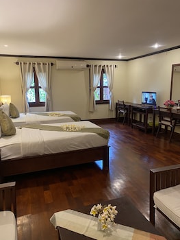 luang prabang residence and travel