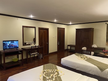 luang prabang residence and travel