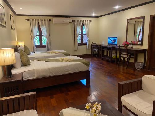luang prabang residence and travel