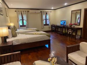 luang prabang residence and travel