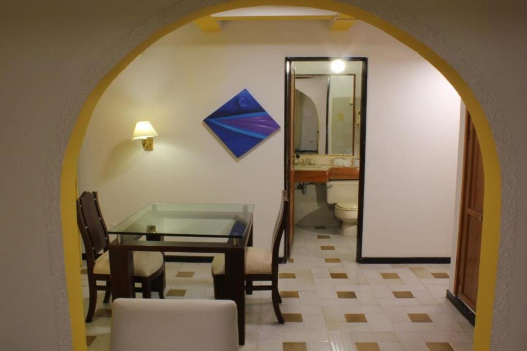 Hotel Mariscal Robledo Cartago,,3 star