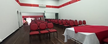 hotel mariscal robledo cartago