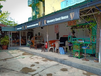 discovery malacca hostel