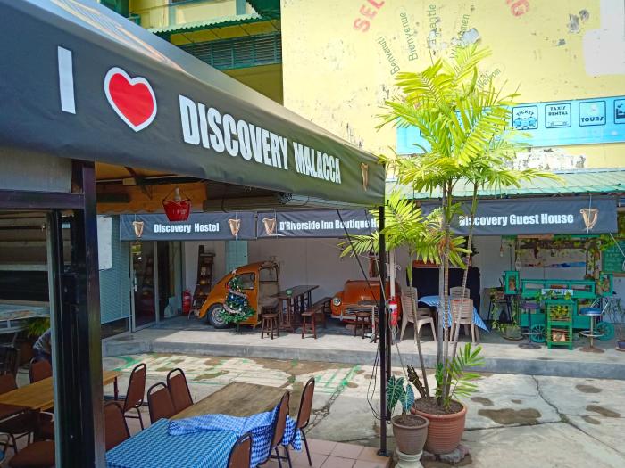 discovery malacca hostel