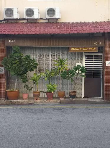 discovery malacca hostel