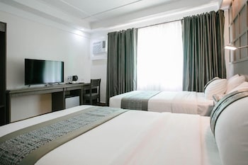 diamond suites and residences