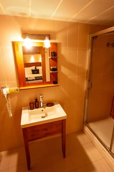 leylak boutique hotel and brasserie boutique class