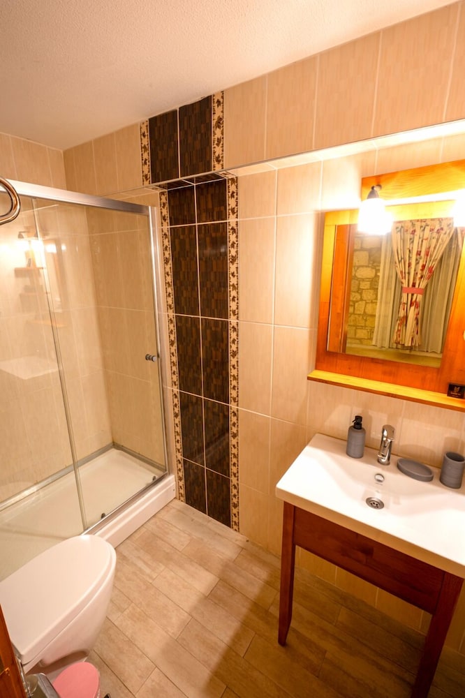 leylak boutique hotel and brasserie boutique class