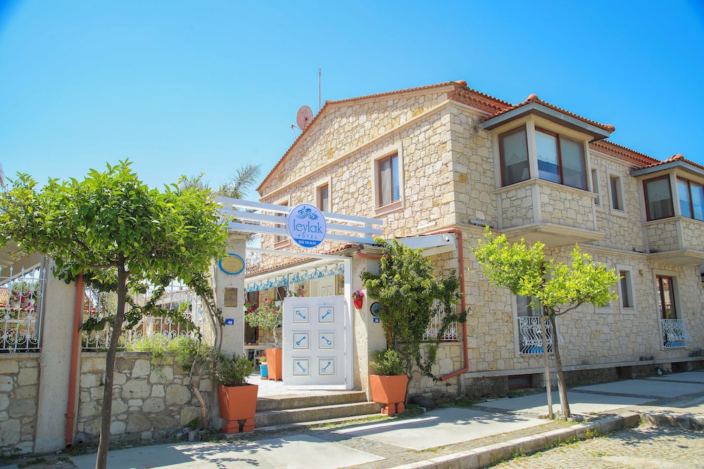 leylak boutique hotel and brasserie boutique class