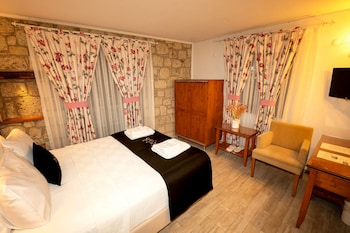 leylak boutique hotel and brasserie boutique class
