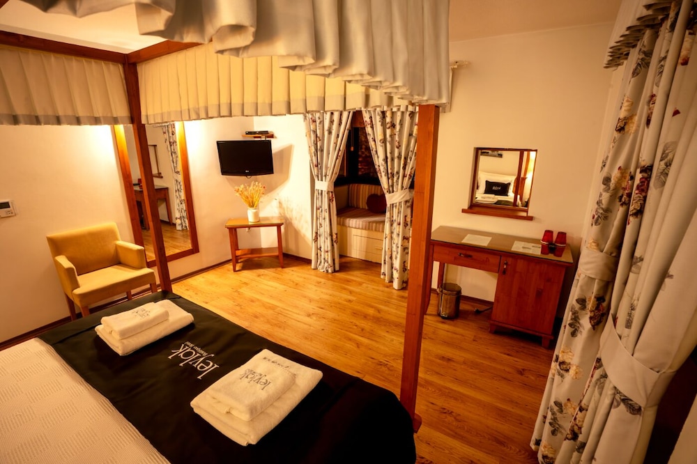 leylak boutique hotel and brasserie boutique class
