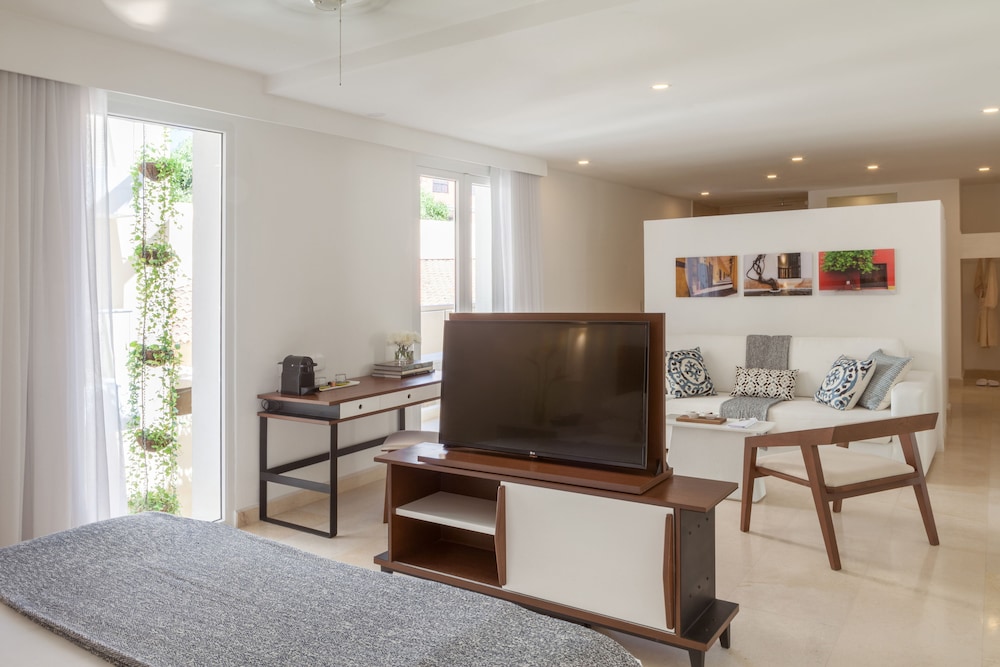 nacar hotel cartagena curio collection by hilton