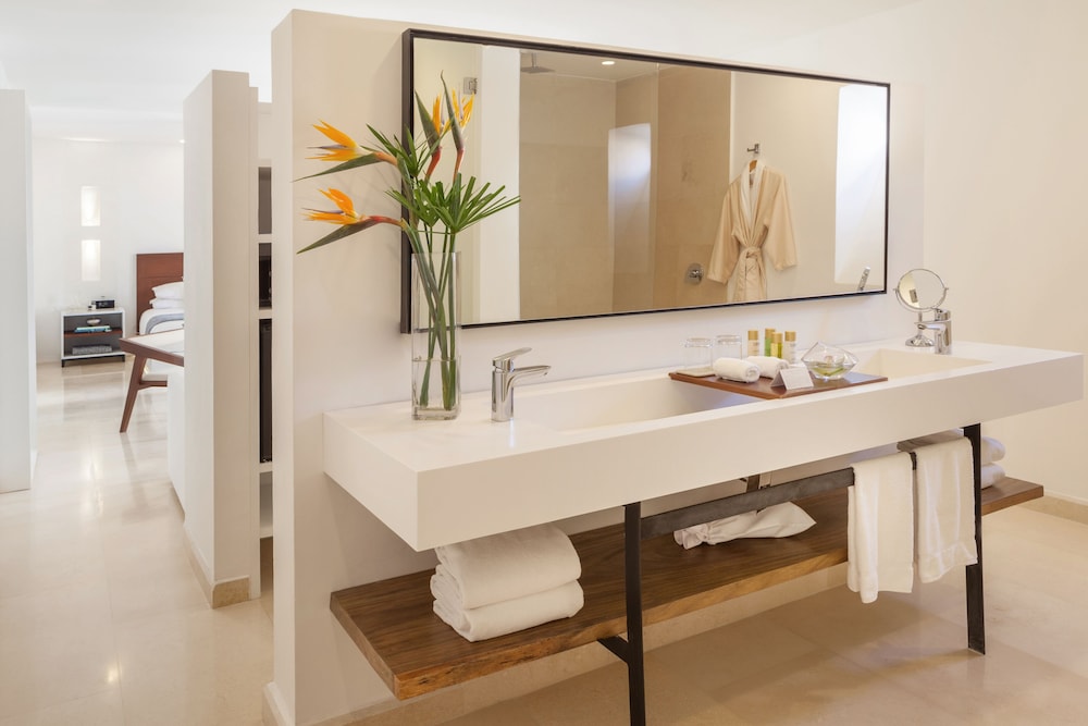 nacar hotel cartagena curio collection by hilton