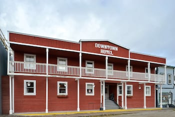 the downtown a coast hotel