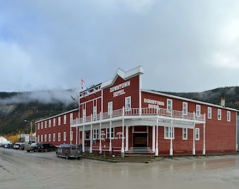 the downtown a coast hotel