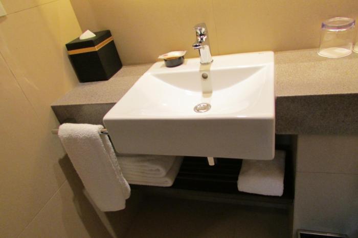 aloft singapore novena