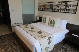 aloft singapore novena