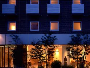 7 days hotel