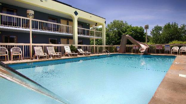 best western cades cove inn