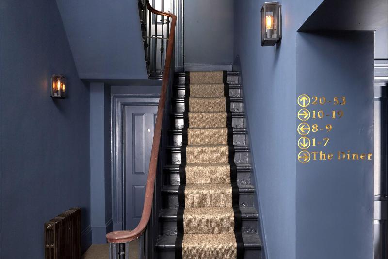 The George,Cotswolds>>Cheltenham,4 star