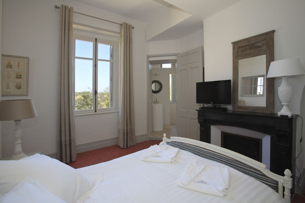 chateau les carrasses