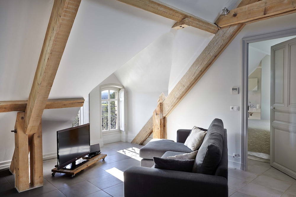 chateau les carrasses