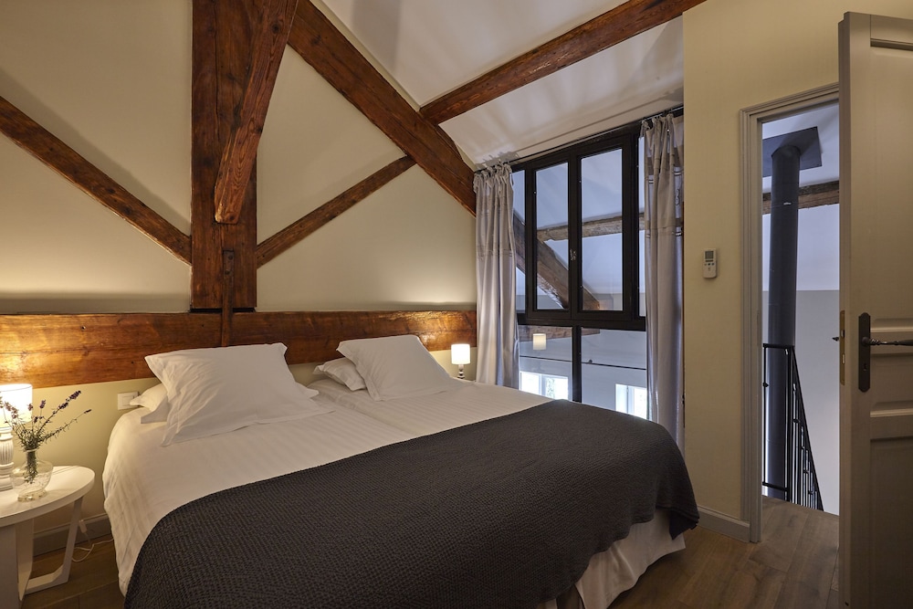 chateau les carrasses