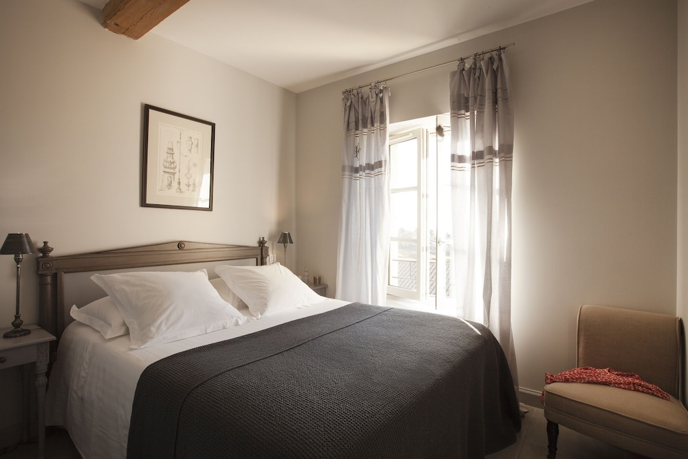 chateau les carrasses