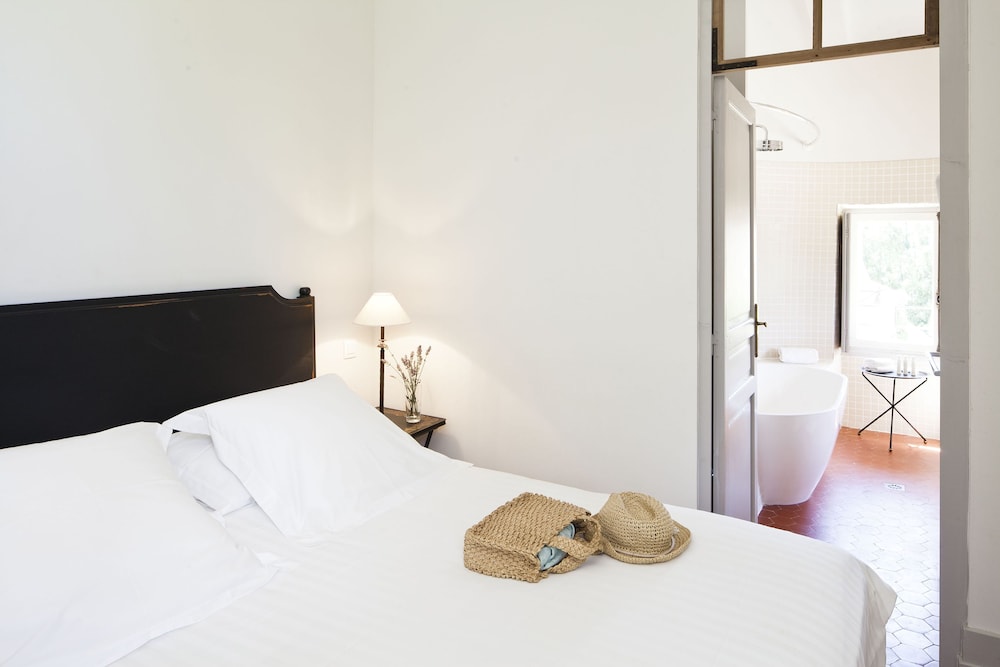 chateau les carrasses