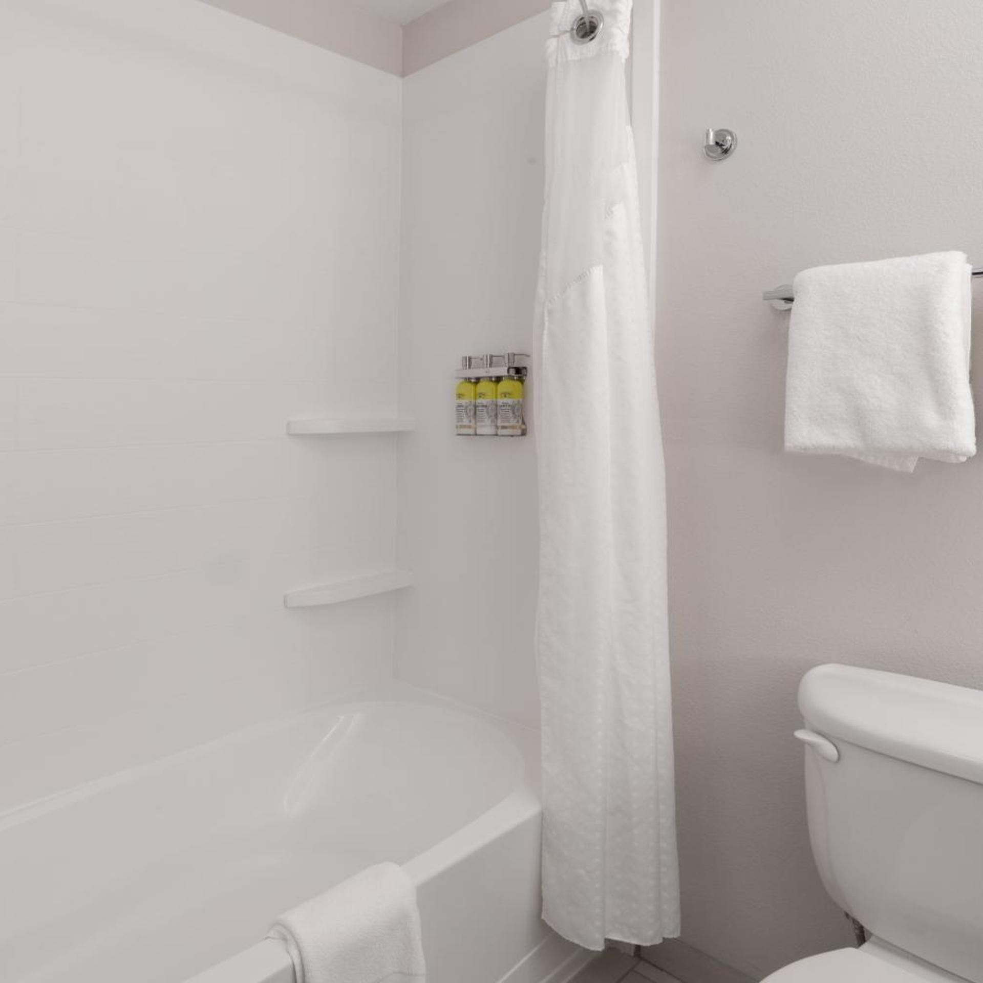 holiday inn express and suites trinidad by ihg