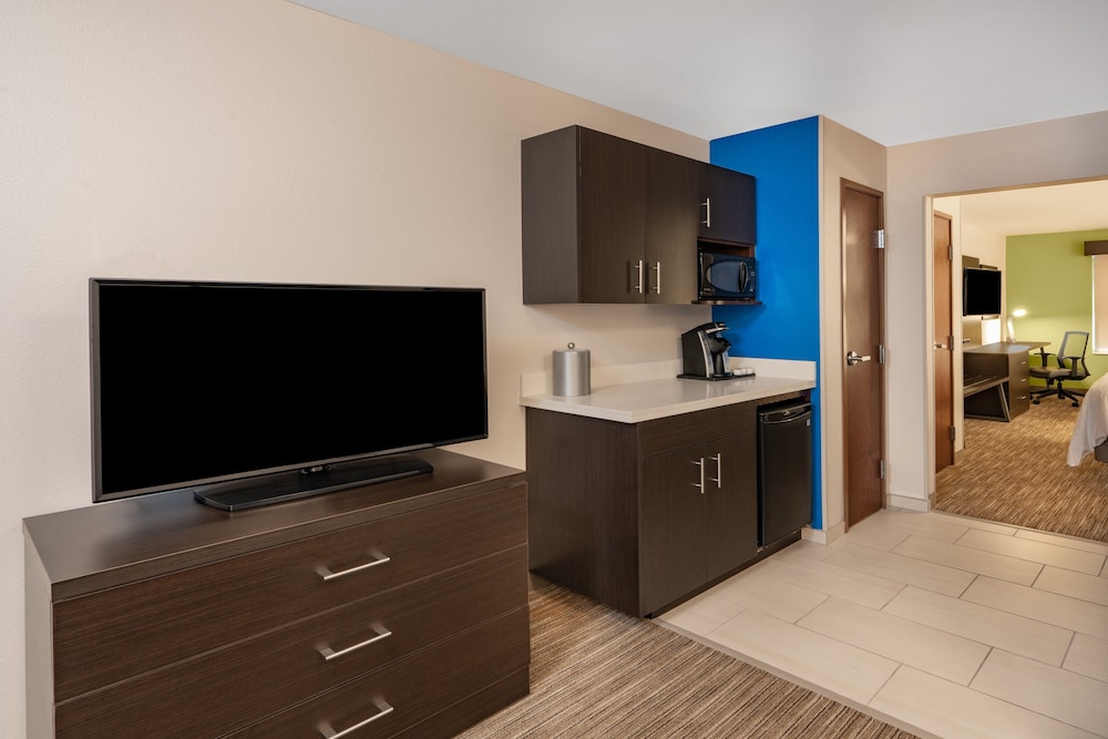 holiday inn express and suites trinidad by ihg