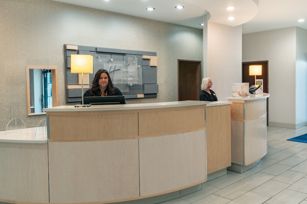 holiday inn express and suites trinidad by ihg