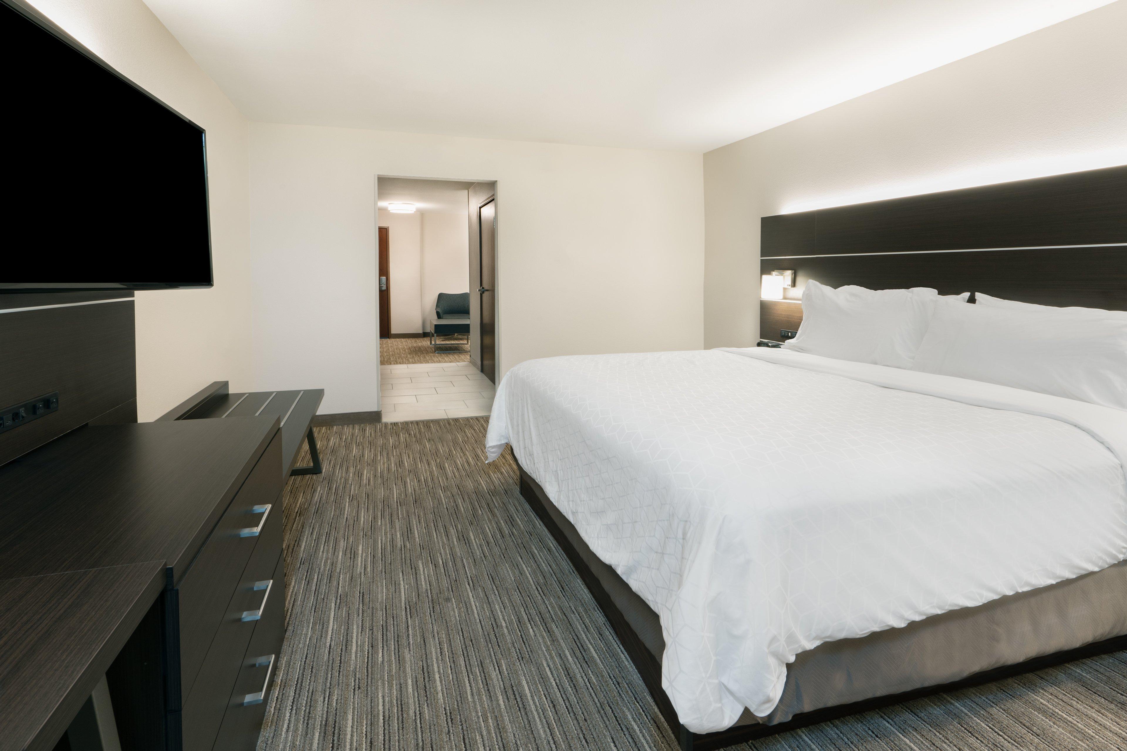 holiday inn express and suites trinidad by ihg