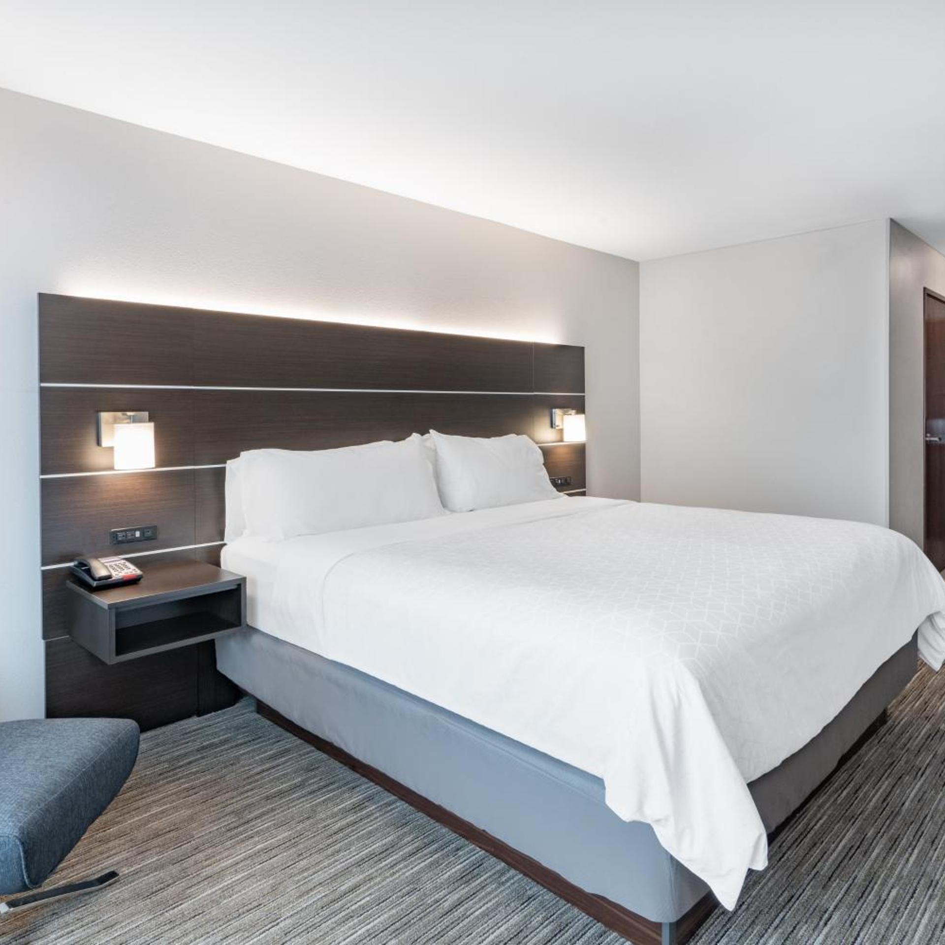 holiday inn express and suites trinidad by ihg