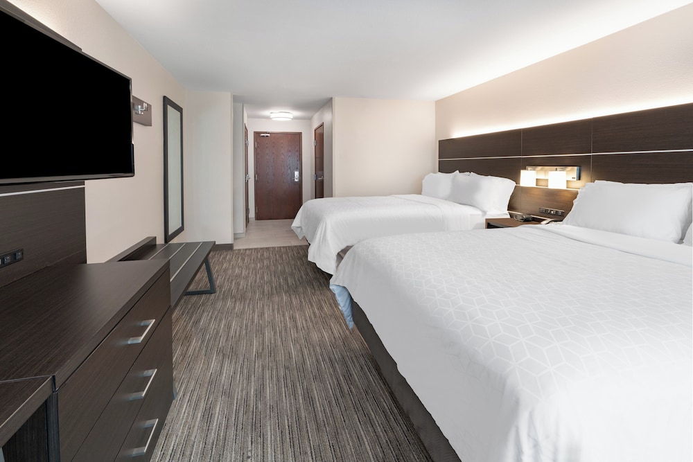 holiday inn express and suites trinidad by ihg