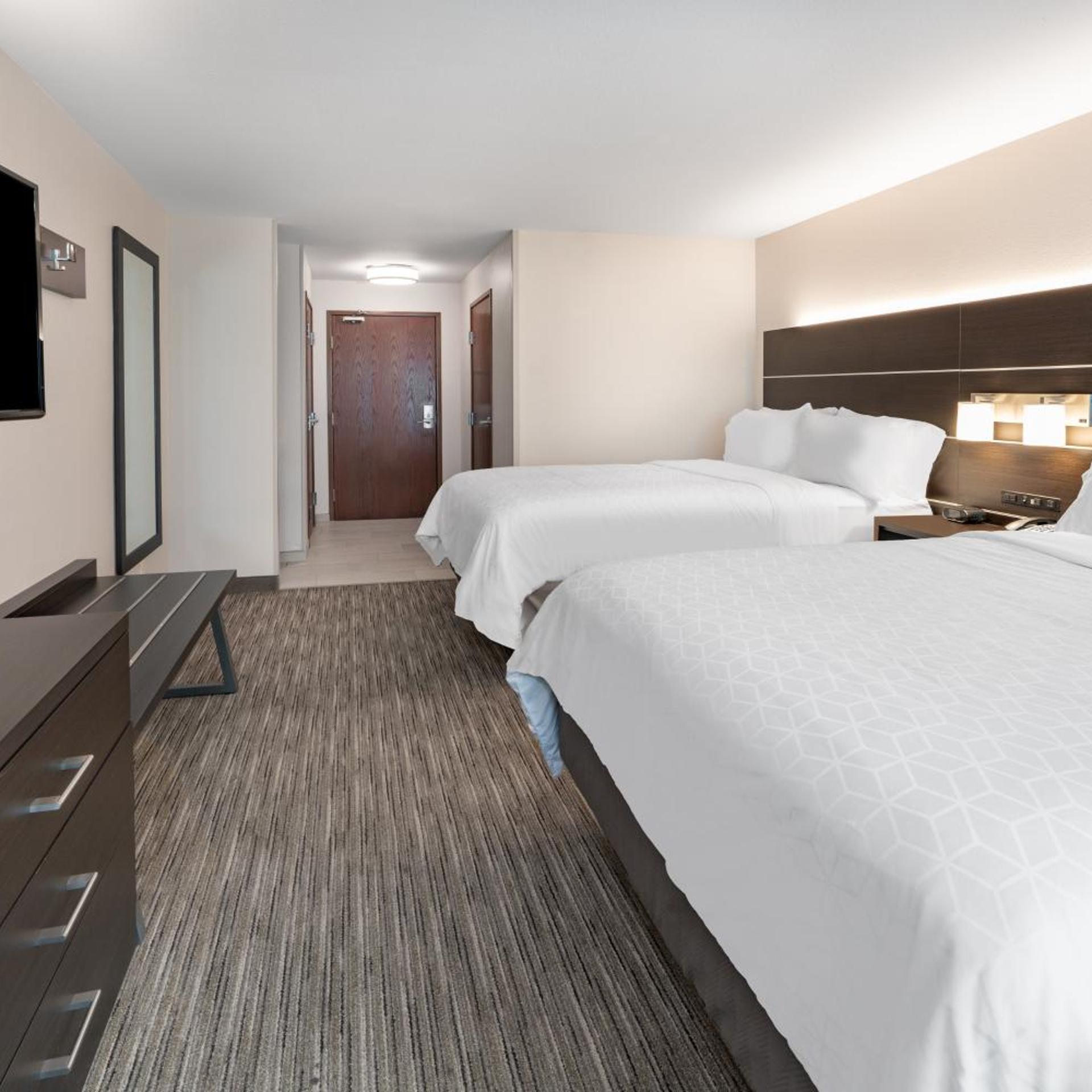 holiday inn express and suites trinidad by ihg