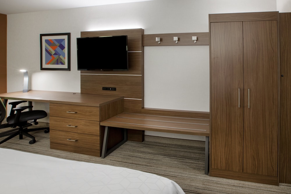 holiday inn express and suites trinidad by ihg