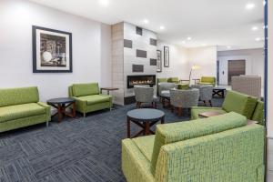 holiday inn express and suites trinidad by ihg