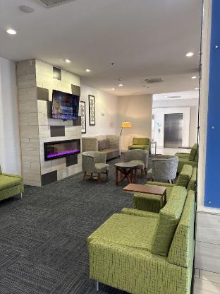 holiday inn express and suites trinidad by ihg