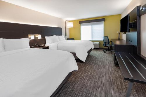 holiday inn express and suites trinidad by ihg