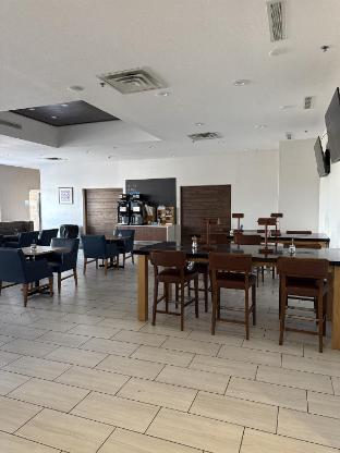 holiday inn express and suites trinidad by ihg