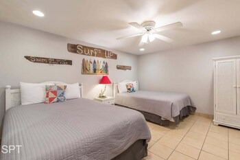 Bahia Mar 418 2 Bedroom Condo By Redawning,6300 Padre Boulevard,3 star