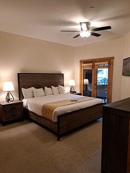 Beautiful 2Br In River Run - Kids Ski Free! 2 Bedroom Condo By Redawning,,3 star