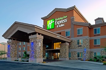 Holiday Inn Express & Suites Tucson By Ihg,1564 W Grant Rd,3 star