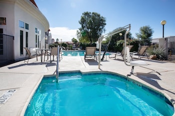 Holiday Inn Express & Suites Tucson By Ihg,Tucson>>Pima,3 star