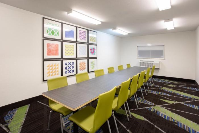 holiday inn express and suites tucson by ihg